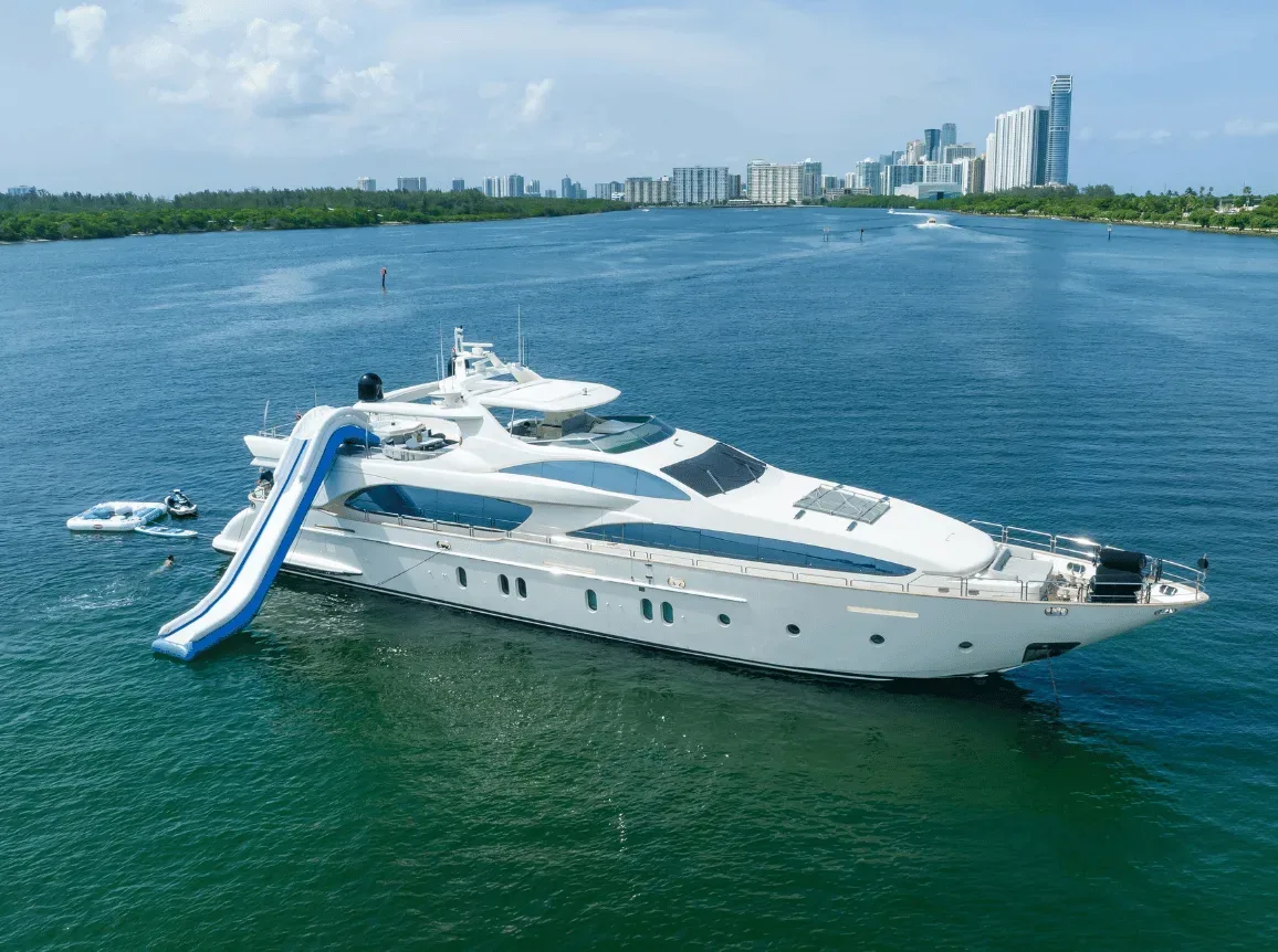 Azimut 116 FT Yacht Rental Miami