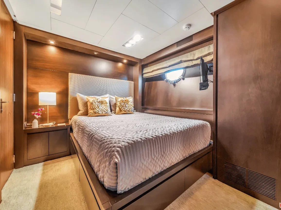 Azimut 116 FT - Photo 26