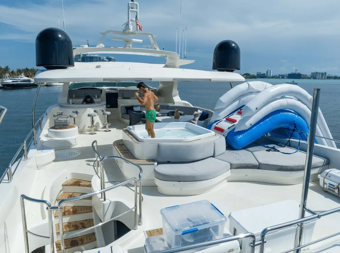 Azimut 116 FT - Photo 7