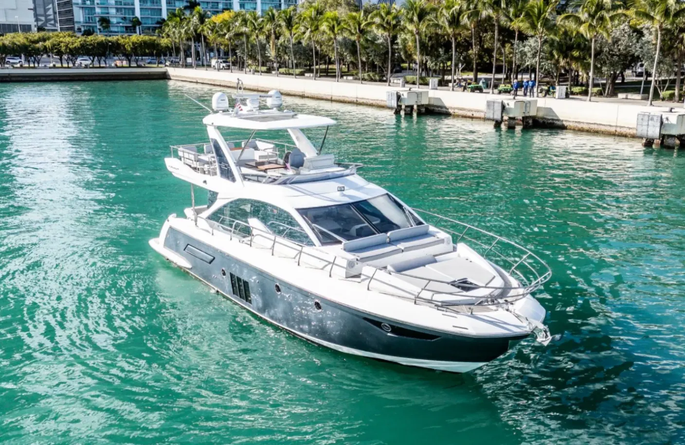 Azimut 52ft