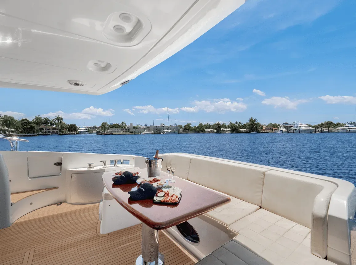 Azimut 64 FT - Photo 15