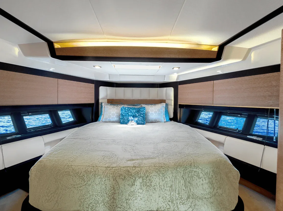 Azimut 64 FT - Photo 25