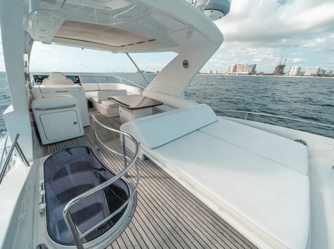 Azimut 66 FT - Photo 13