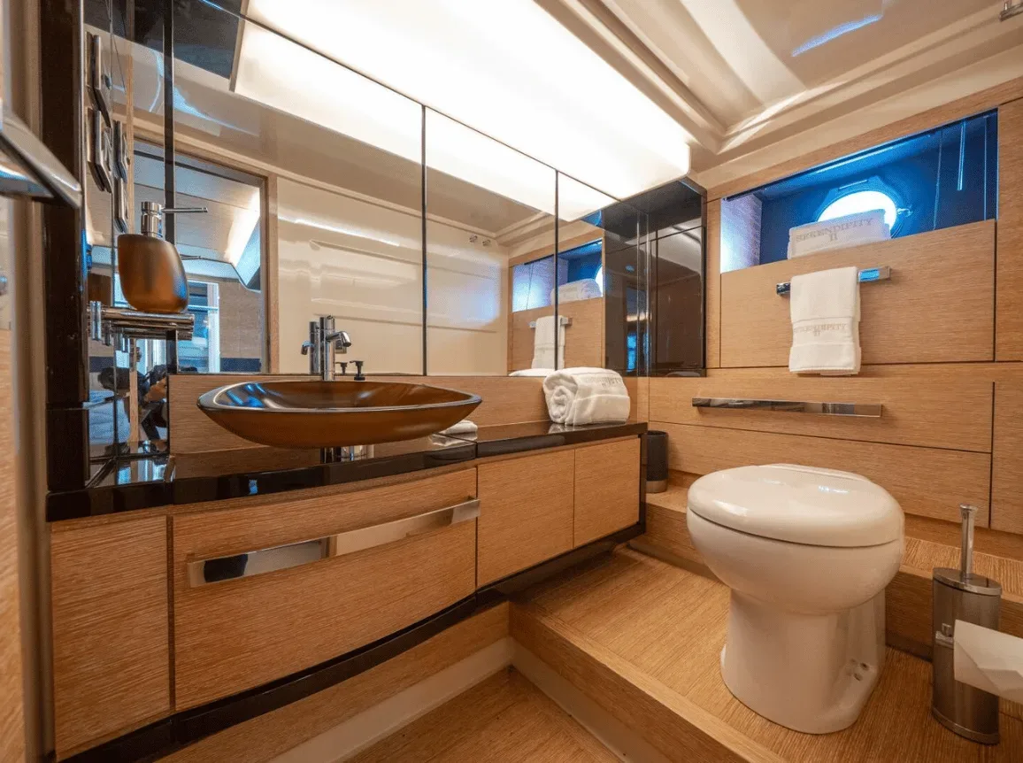 Azimut 66 FT - Photo 21