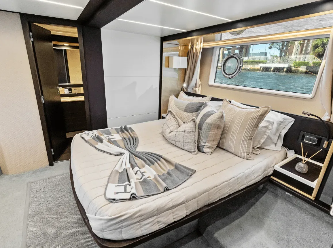 Azimut 68 FT - Photo 25