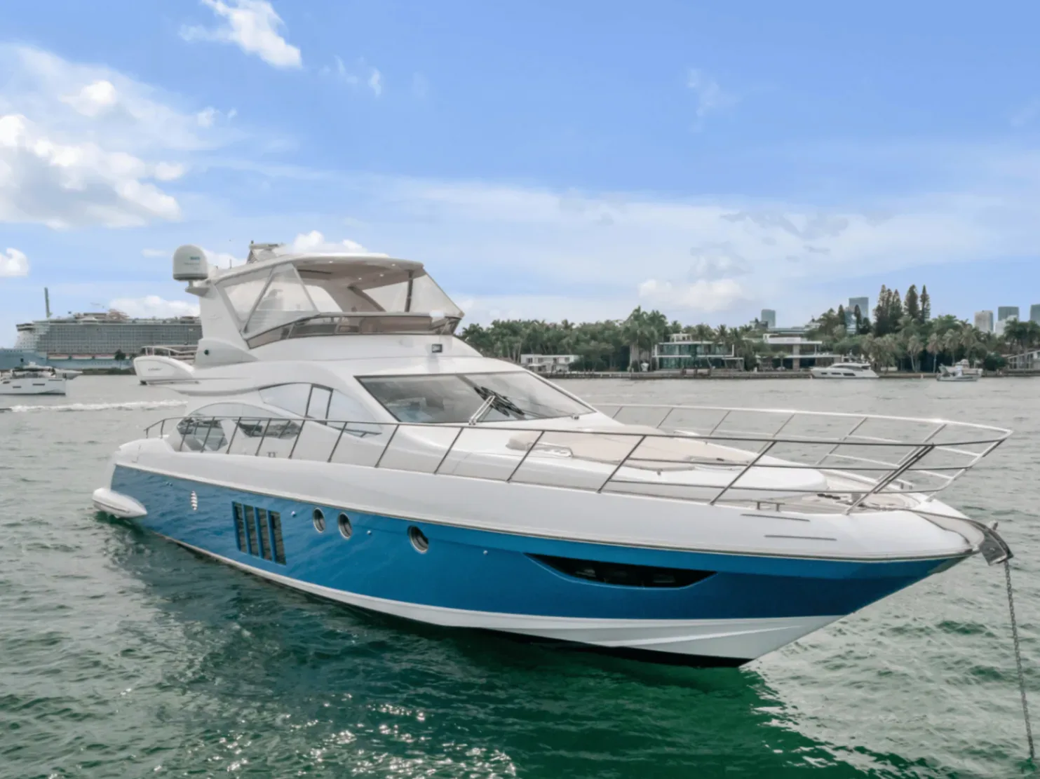 Azimut Fly 64 FT - Photo 3