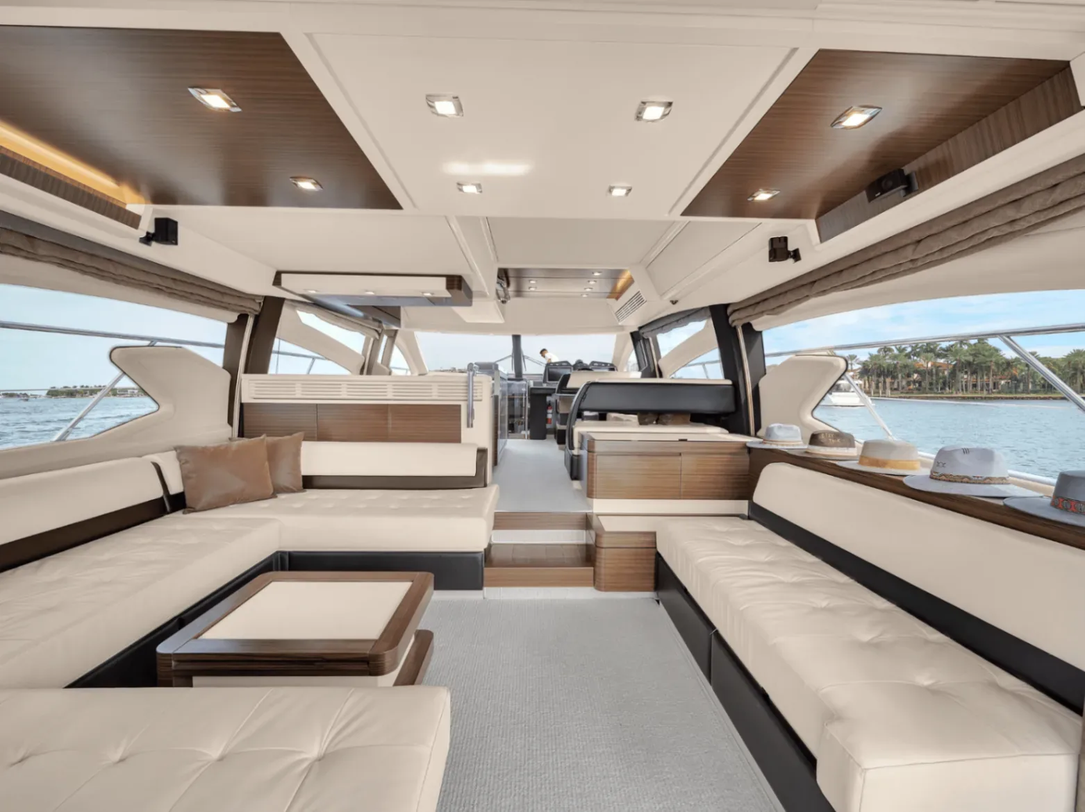Azimut Fly 64 FT - Photo 6