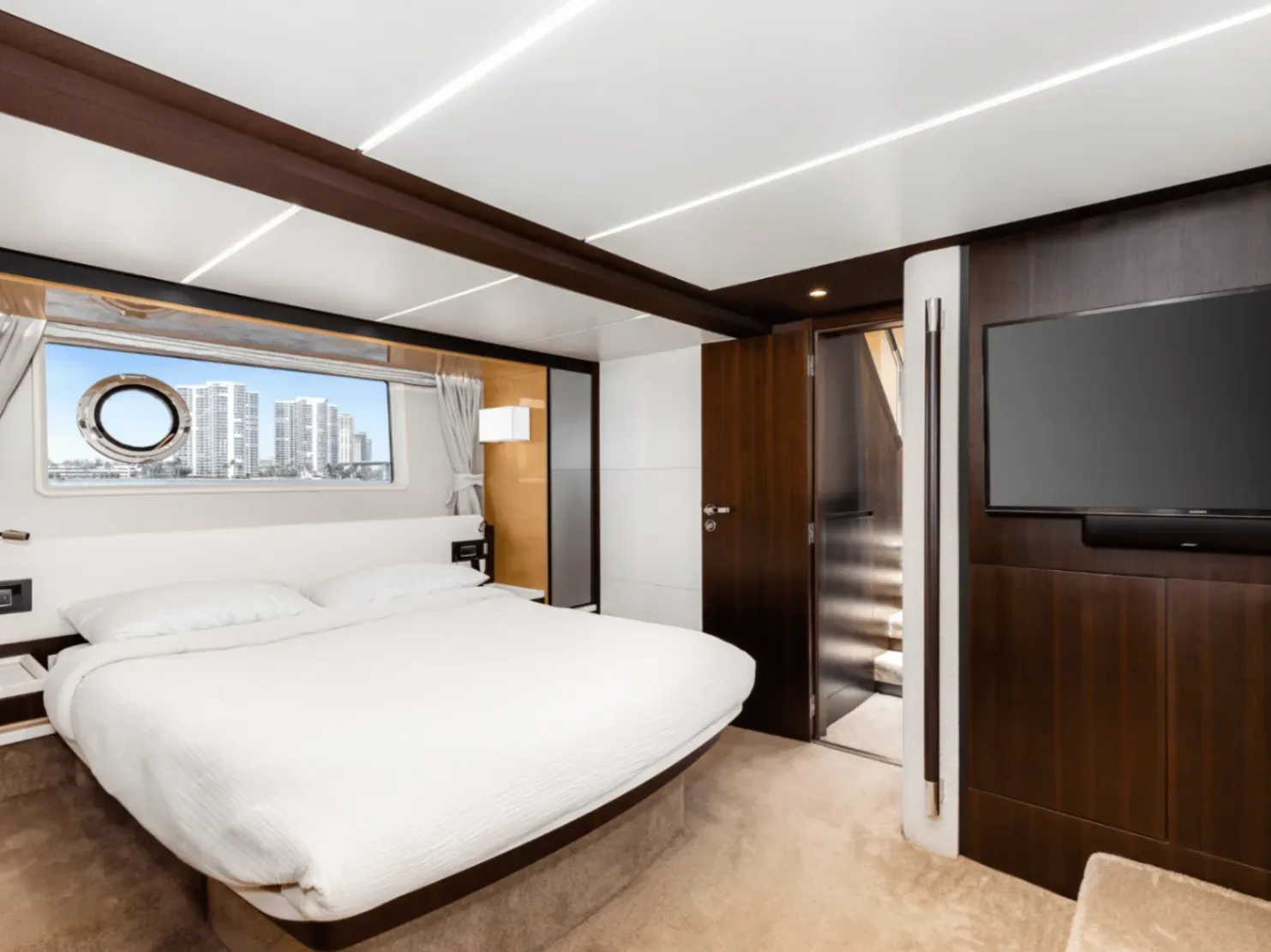 Azimut Fly 68 FT - Photo 13