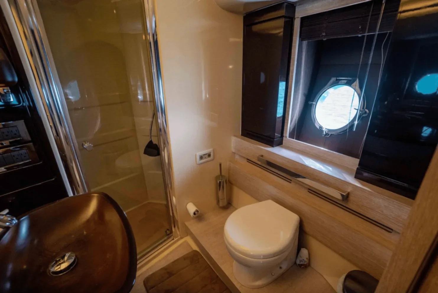 Azimut Flybridge 64 FT - Photo 14