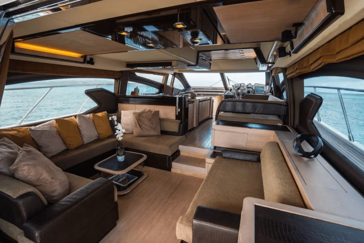 Azimut Flybridge 64 FT - Photo 7