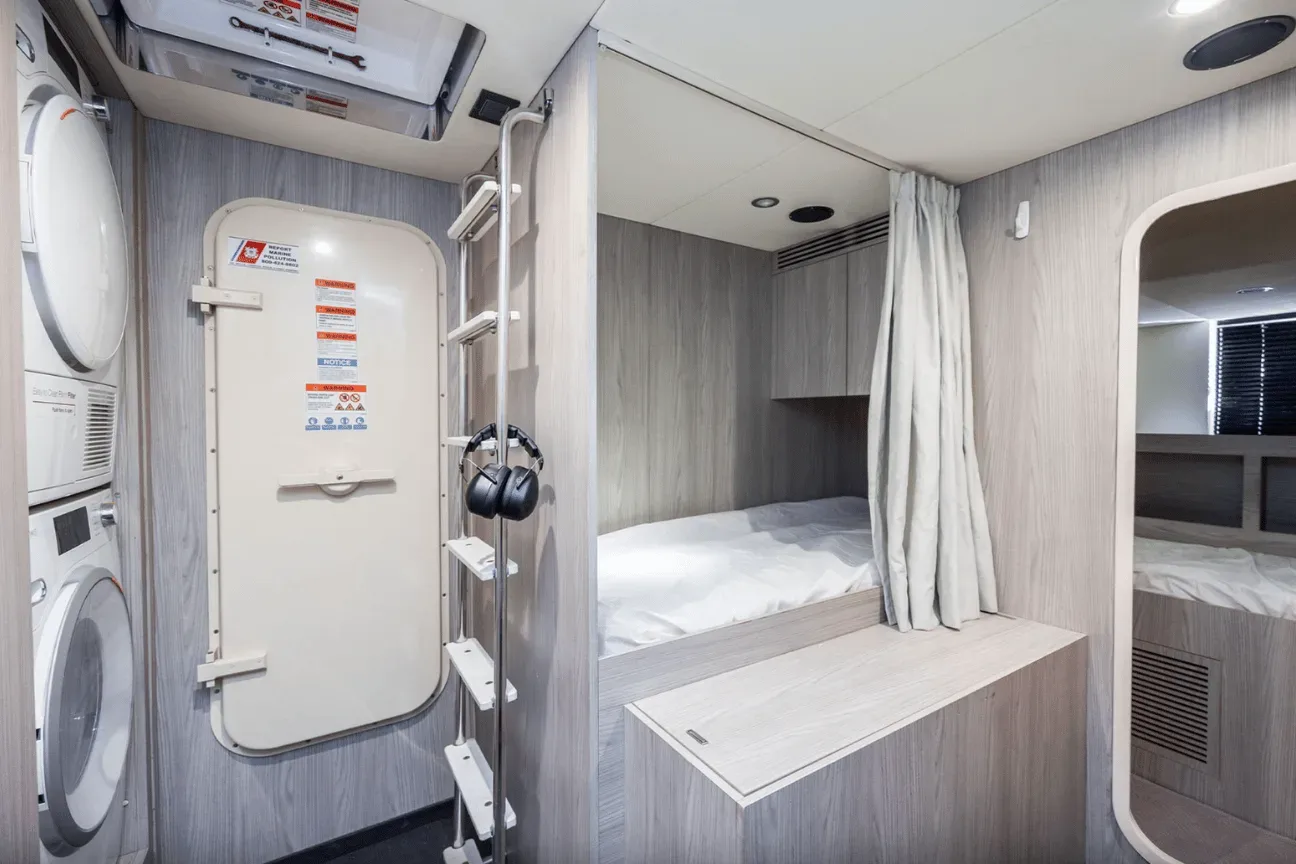 Azimut Flybridge 75 FT - Photo 16