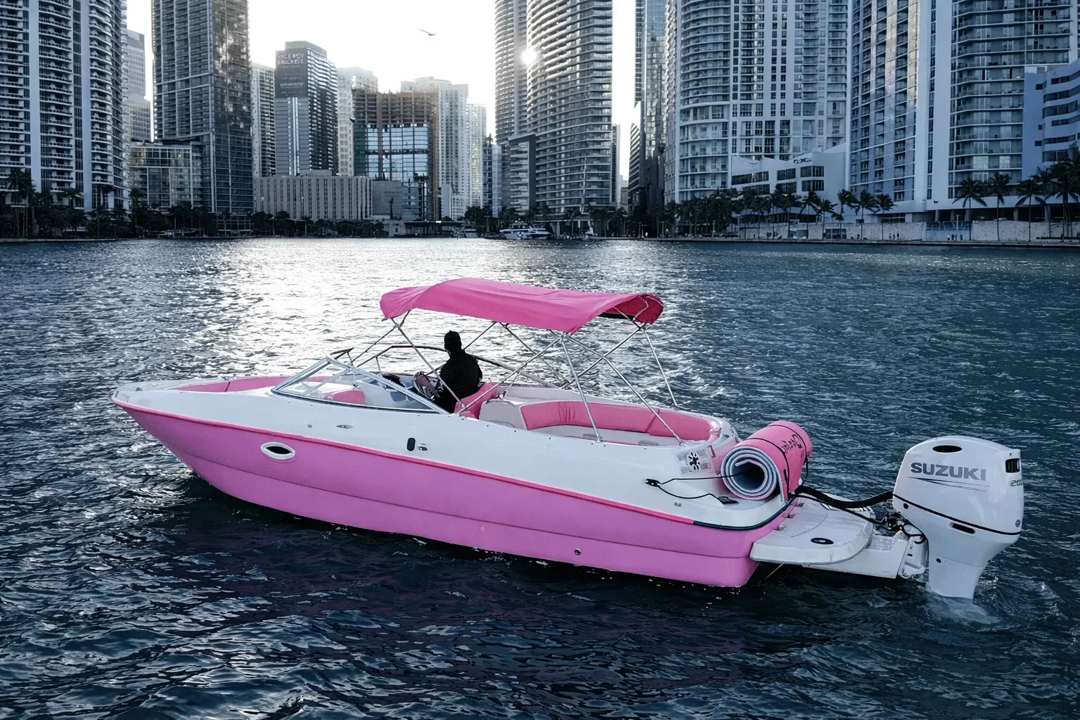 Bayliner 26 FT Yacht Rental Miami