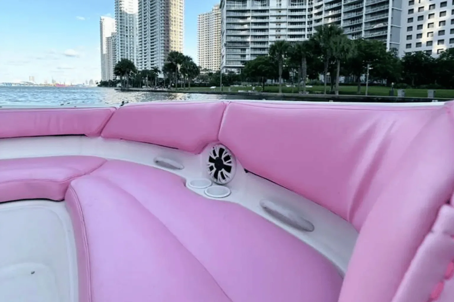 Bayliner 26 FT - Photo 6