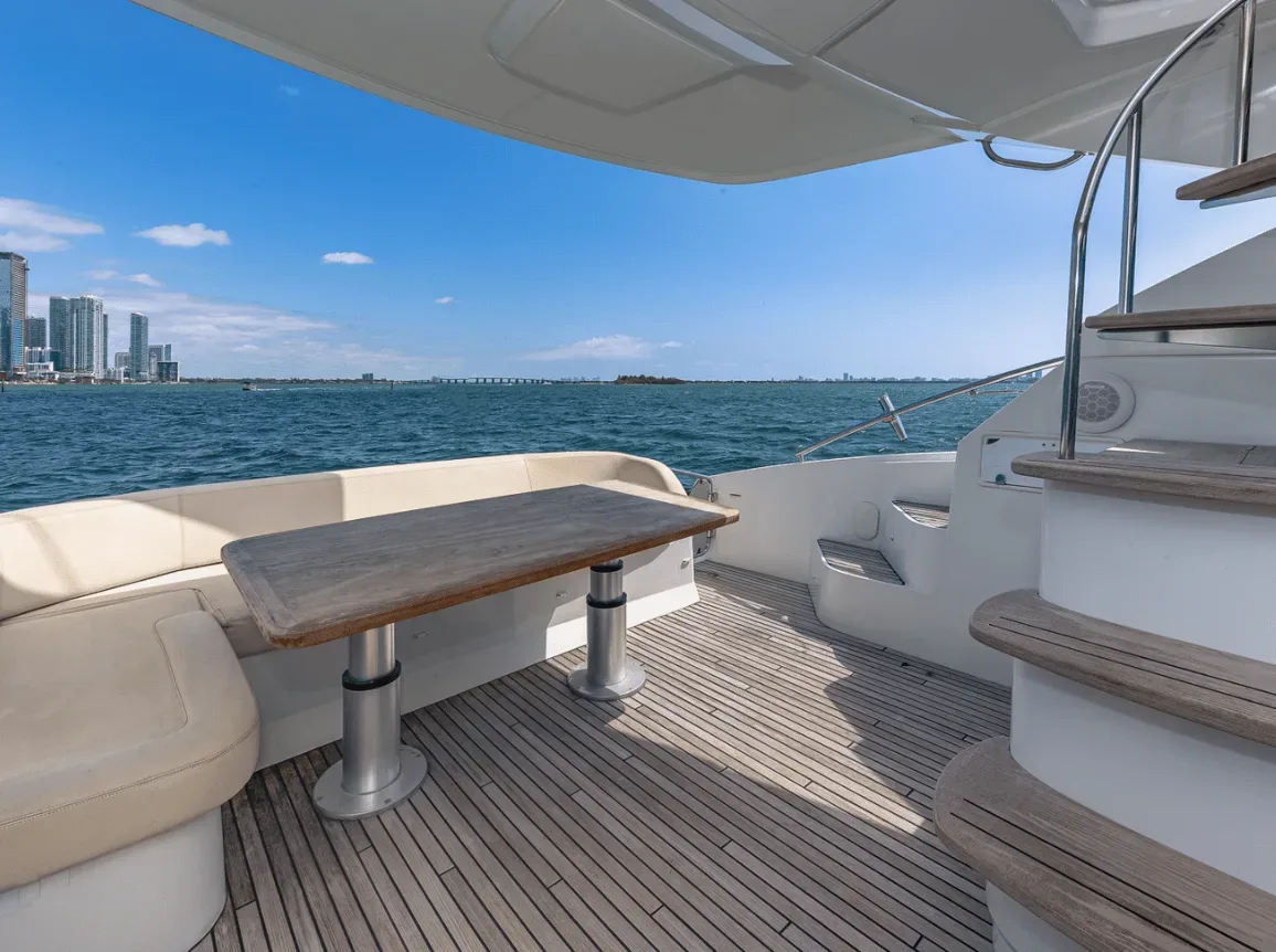 Beneteau Fly 52 FT - Photo 13