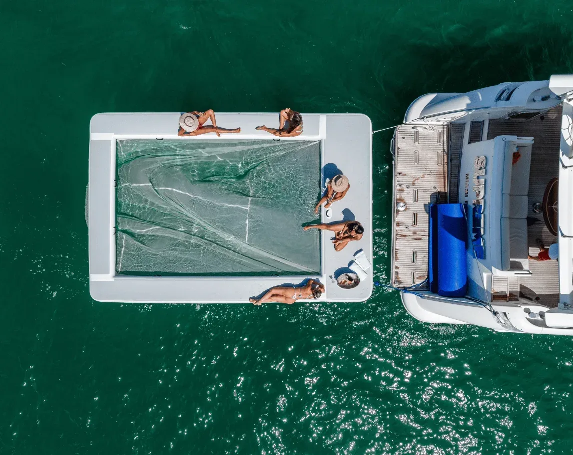 Luxury boat rental Miami - private yacht charter with add-ons