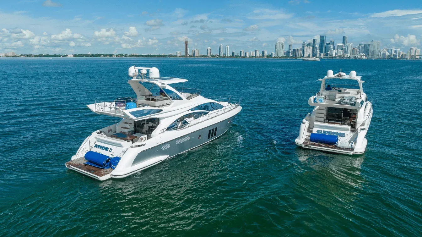Boat rental Miami on Biscayne Bay with licensed captain