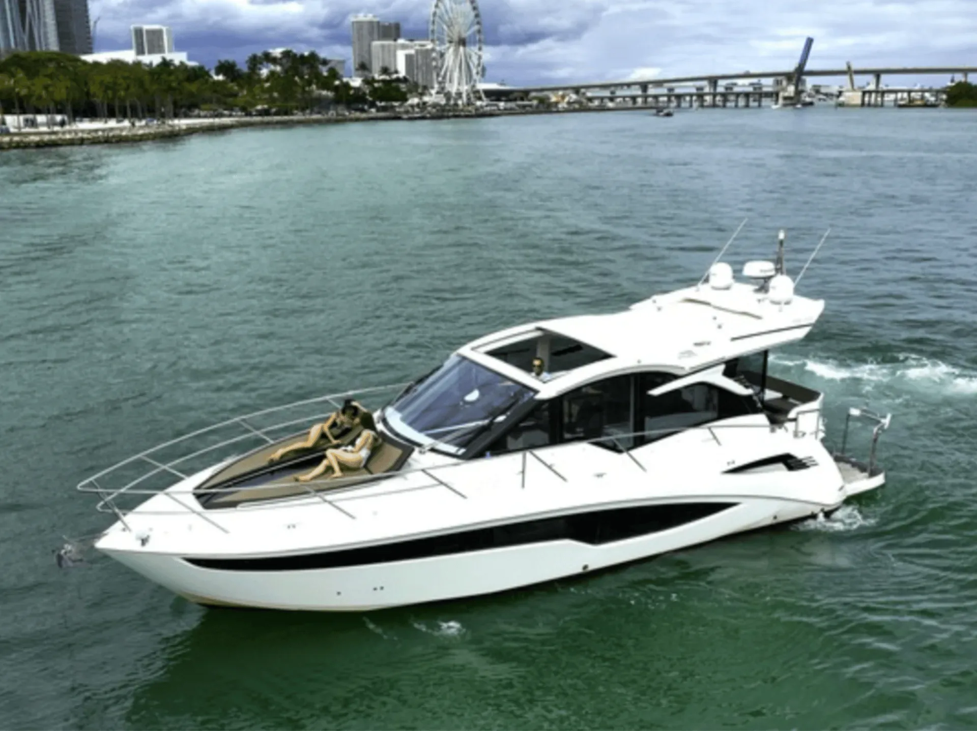 Galeon 45 FT - Photo 3