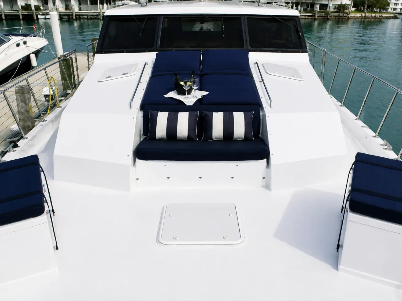 Hatteras 80 FT - Photo 8
