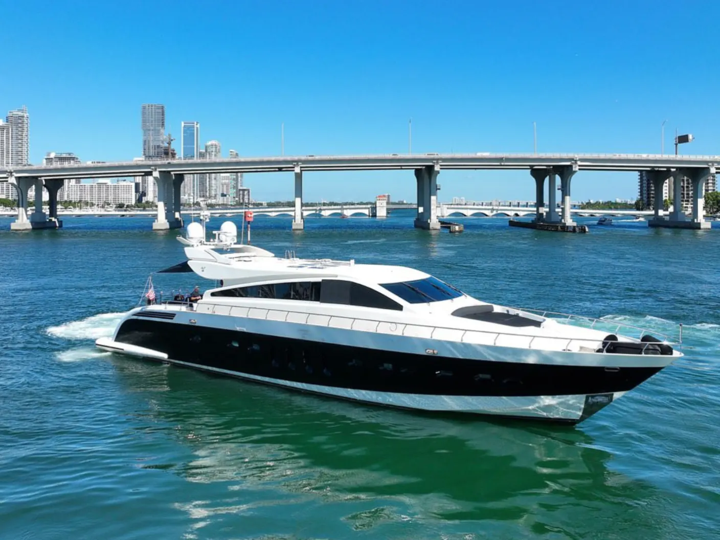 Leopard Sport 102ft
