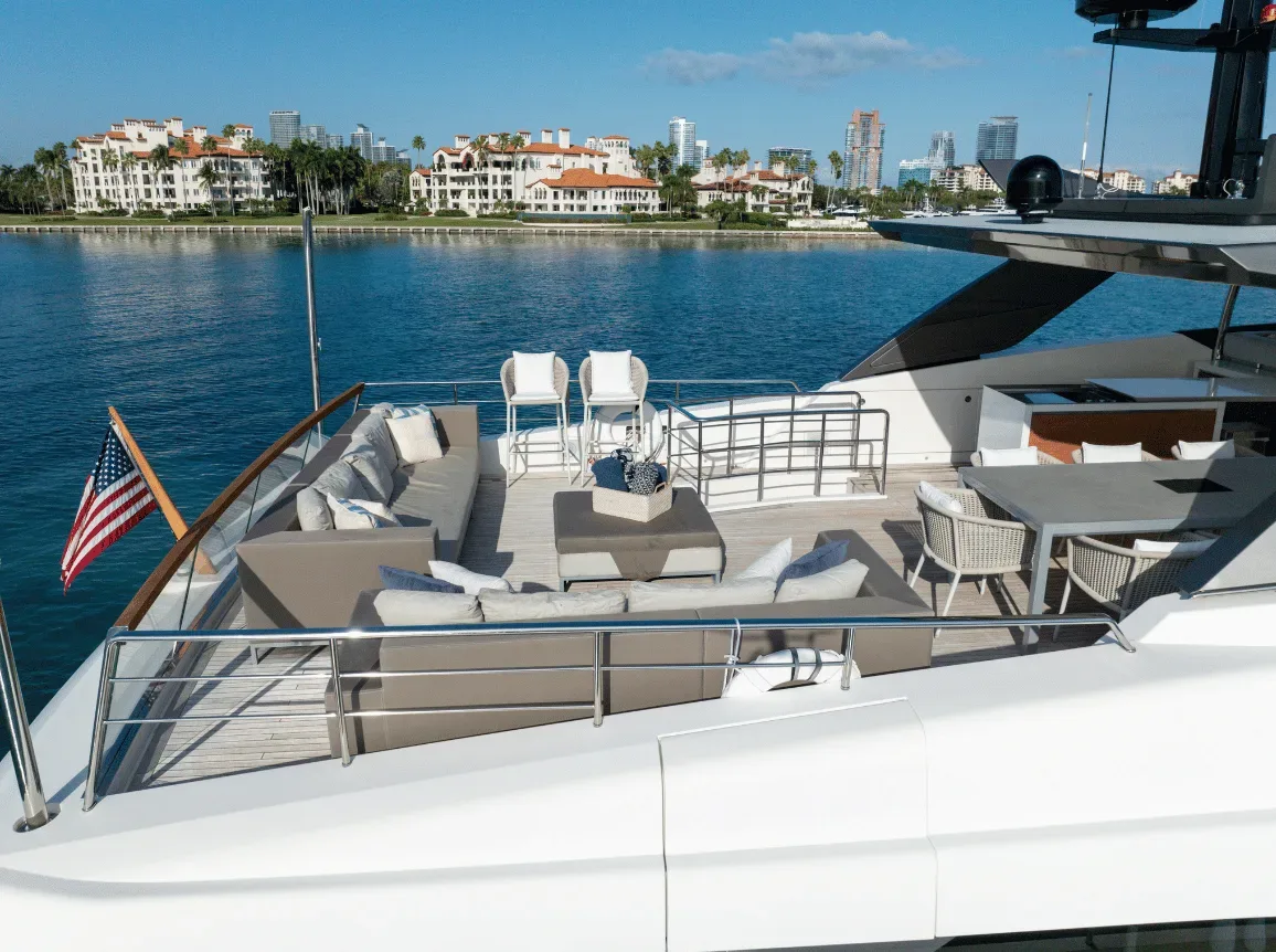 San Lorenzo 97 FT - Photo 8
