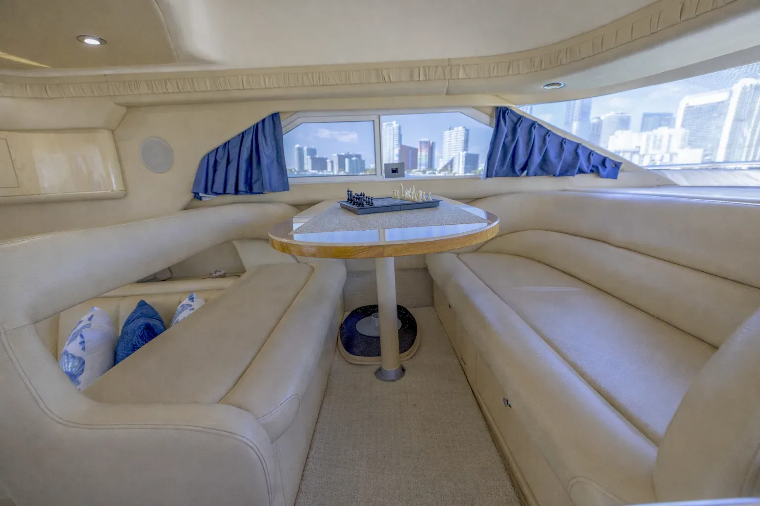 Sea Ray 45 FT - Photo 9
