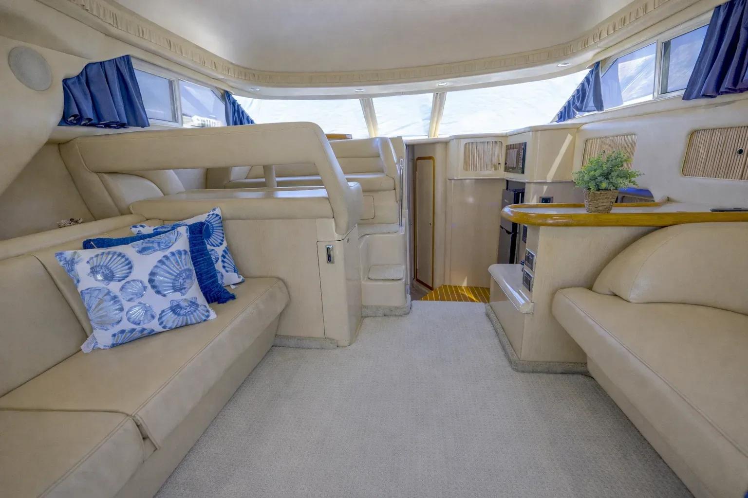 Sea Ray 45 FT - Photo 11