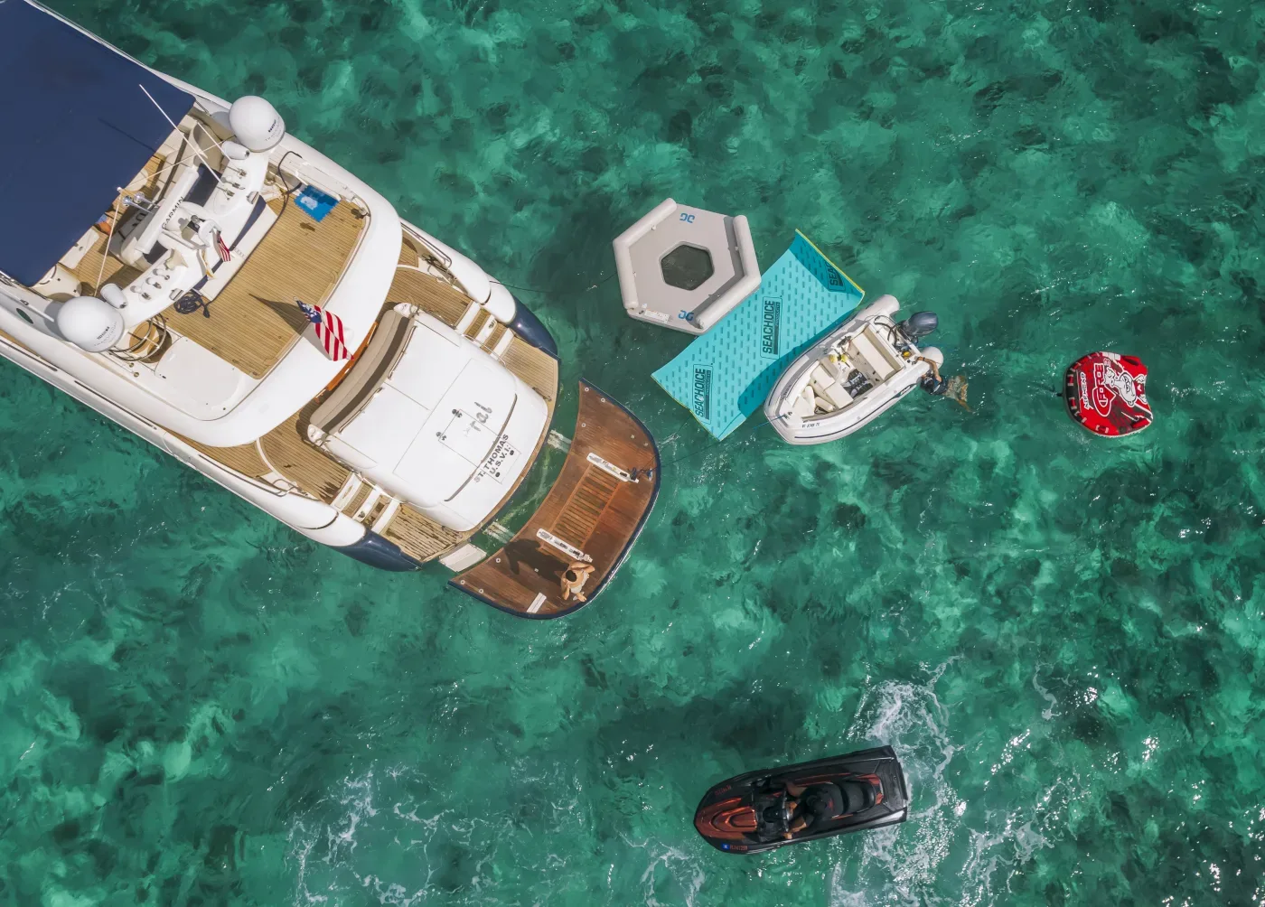 Bal Harbour yacht charter Haulover Sandbar Star Island Collins Avenue destinations