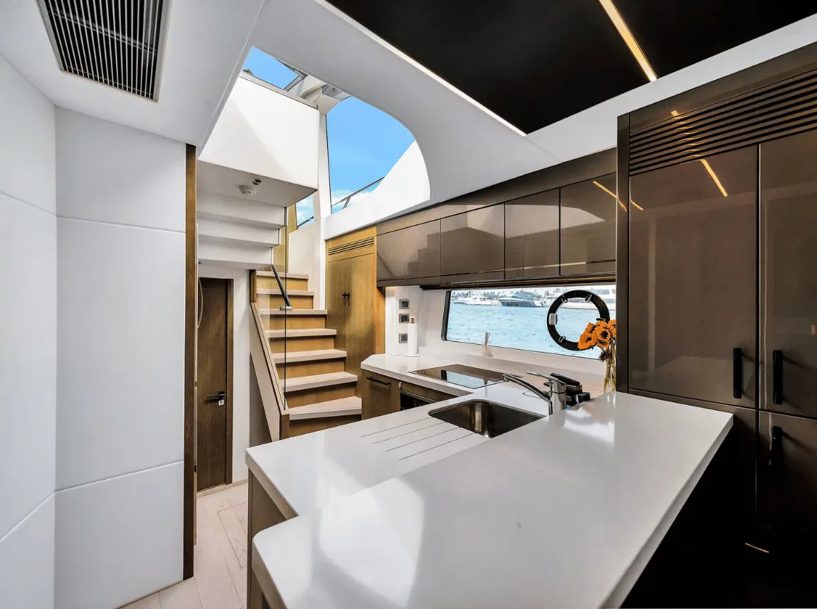 Sunseeker 74 FT - Photo 24