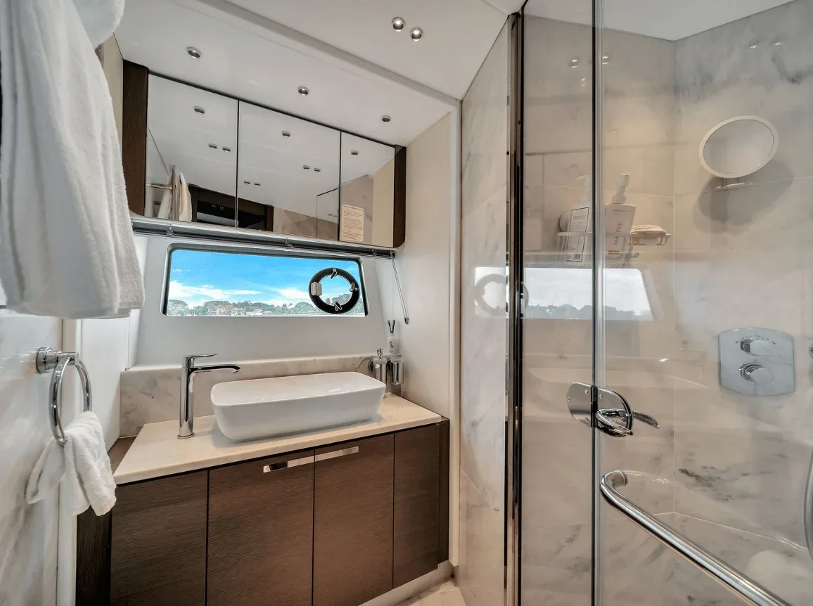 Sunseeker 74 FT - Photo 32