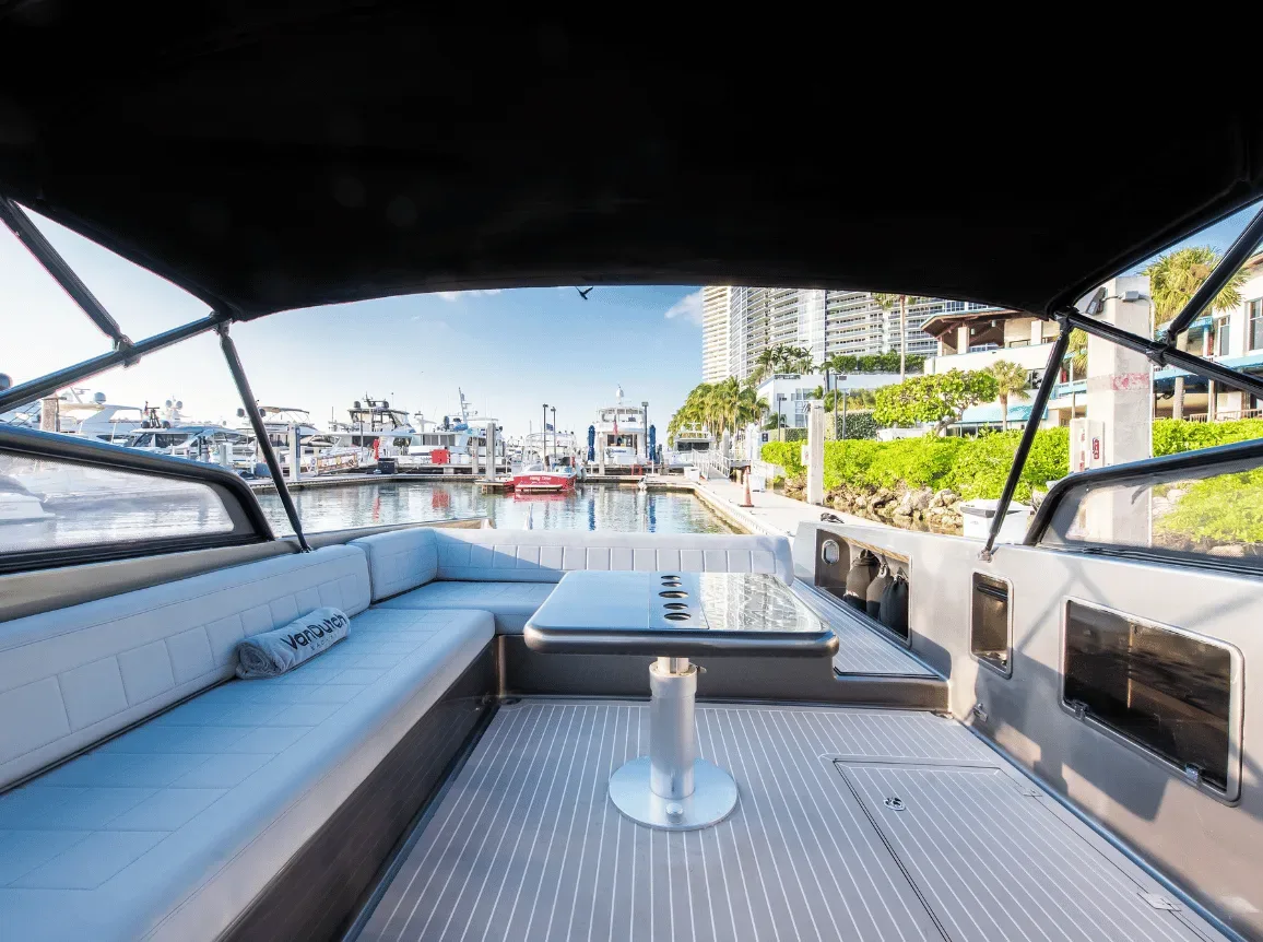 VanDutch 40 FT - Photo 10