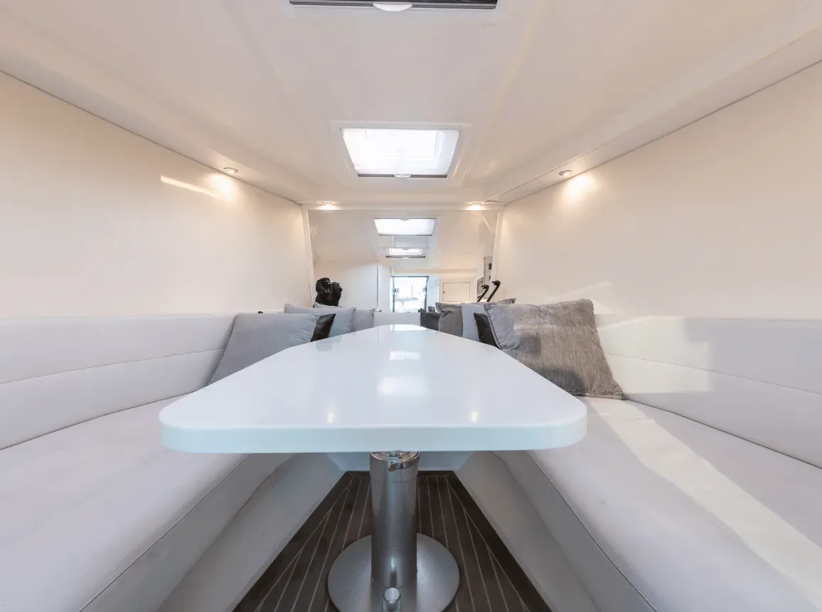 VanDutch 40 FT - Photo 13