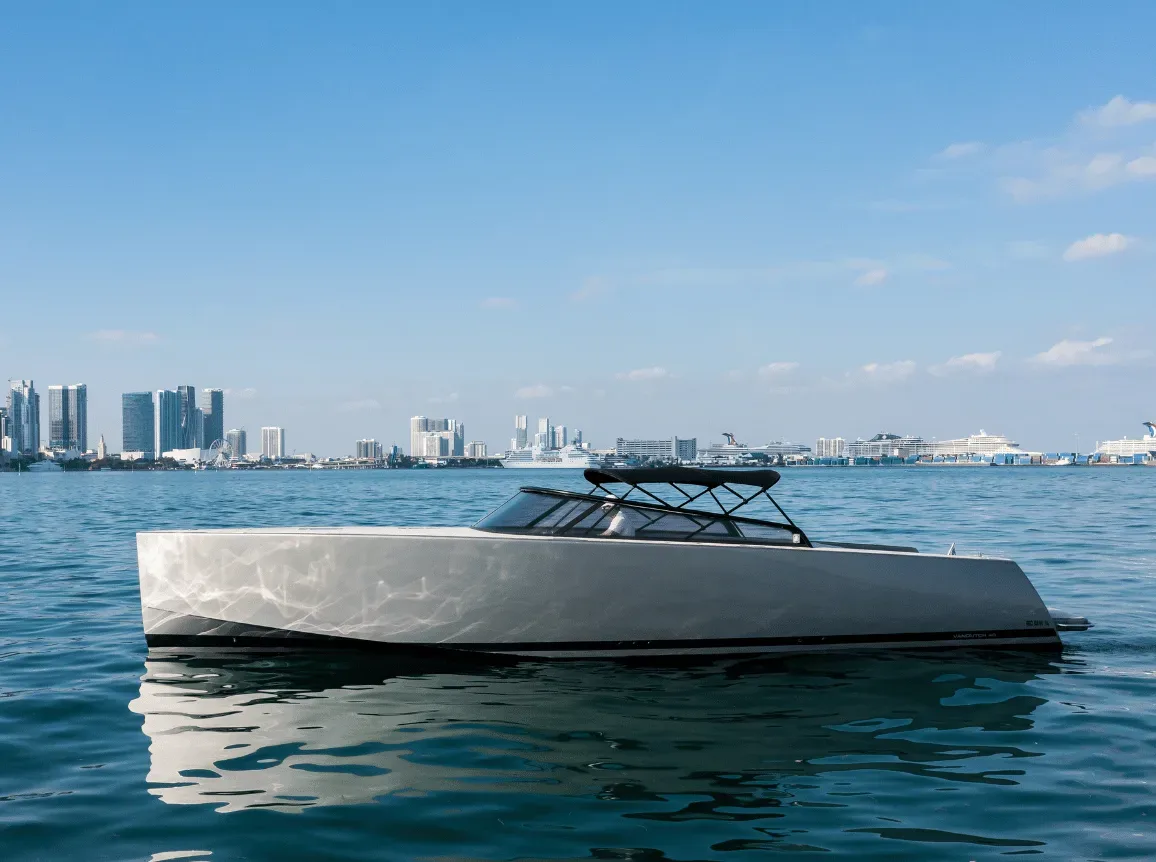 VanDutch 40 FT - Photo 2
