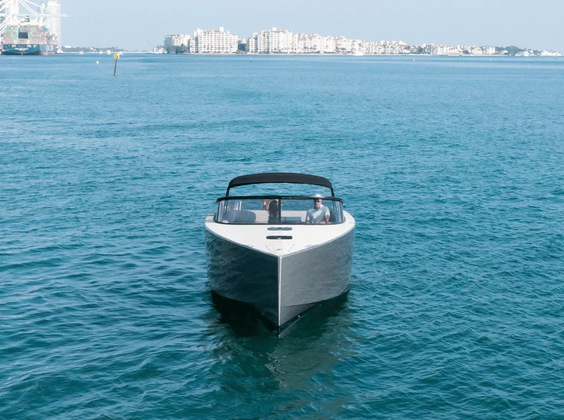 VanDutch 40 FT - Photo 5