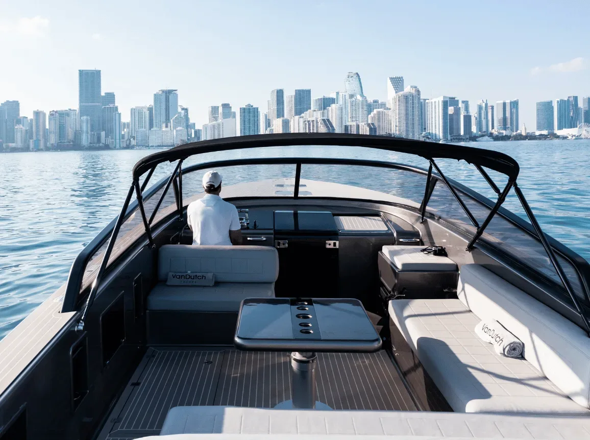 VanDutch 40 FT - Photo 6